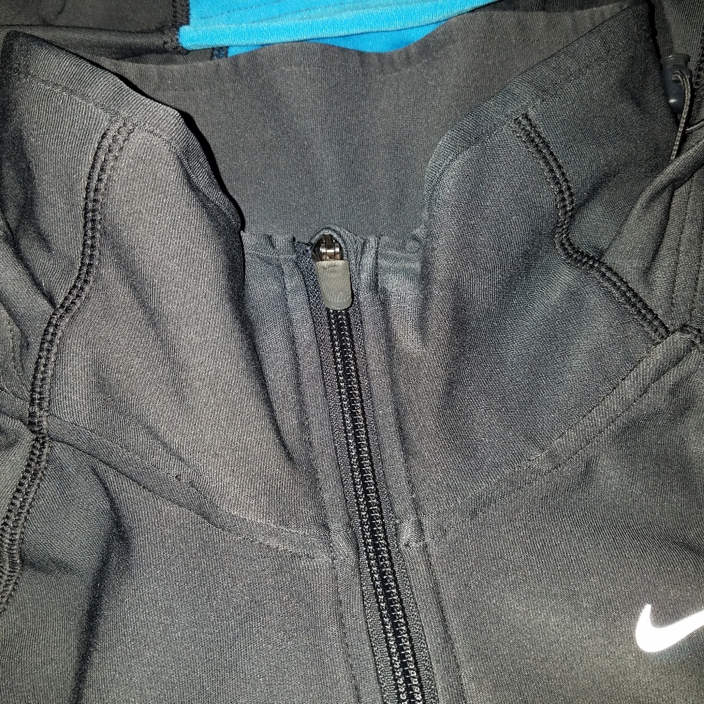 Nike Zip-up Hooded Sweatshirt - Picture 7 of 9